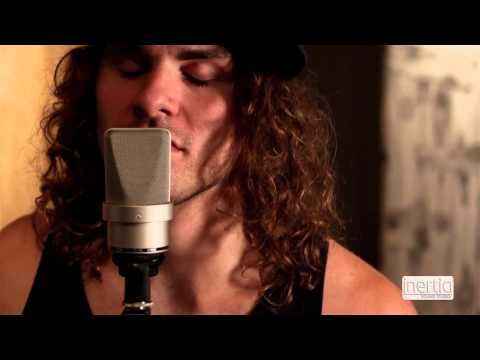 The Icarus Account - Favorite Girl (live acoustic session)