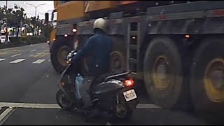 [問卦] 這吊車是不是想殺人啊？