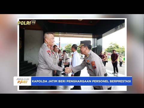 KAPOLDA JATIM BERI PENGHARGAAN HARI KESADARAN NASIONAL
