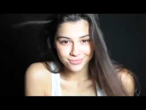 download lagu mp3 mp4 Madalina Pica, download lagu Madalina Pica gratis, unduh video klip Madalina Pica