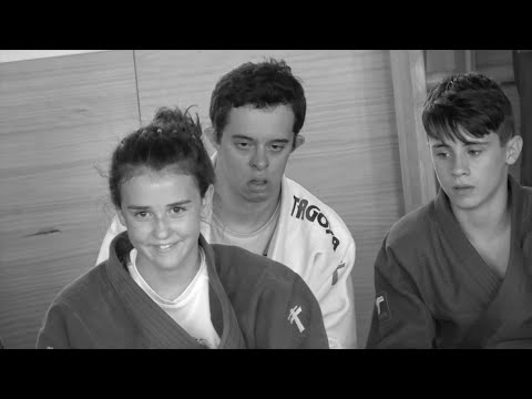 CLUB JUDO BINÉFAR encuentro con jóvenes con discapacidad intelectual