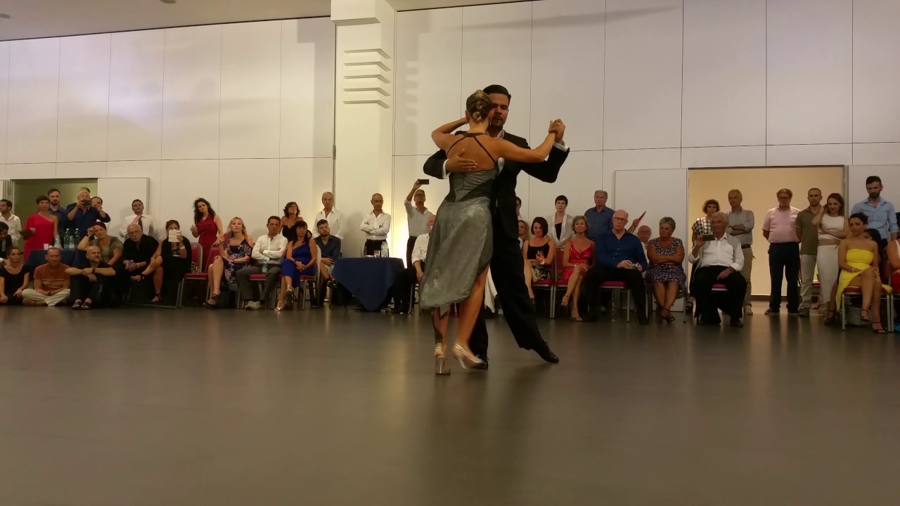 Sebastian Arce y Mariana Montes Ostuni Tango Sun and Sea 2017 1 4