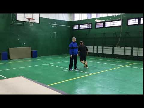 kosárlabda jobb fektetett dobás érettségi 2021