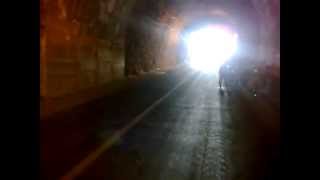 preview picture of video 'ASCM.du 25au28 JUIN 2012.Tunnel Bin-el-ouidane(Beni-Mellal+AFourèr..)'