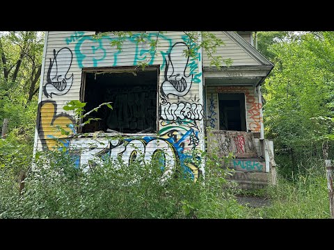 Graffiti House Detroit #graffitiart Inside an abandoned house.