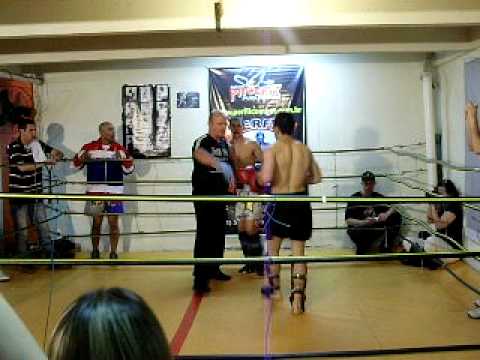 Luciano Silva ( Muay Thai Combat ) vs Vinicius Portinali ( Equipe Garra Teem ) round 1