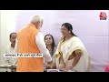Breaking News: PM Modi ने अहमदाबाद में सुबह-सुबह किया मतदान, साथ थे अमित शाह | Aaj Tak - Video