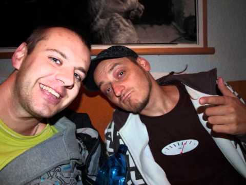 Hrza vsp. Ba2s - Sme z ČeskoSlovenska (prod. Dj WeBb)