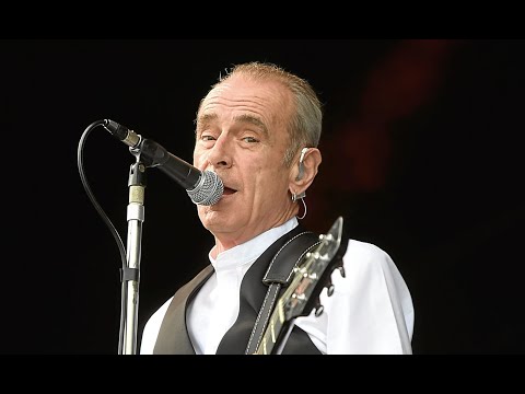 Francis Rossi of Status Quo Speaks to Minds Behind the Music