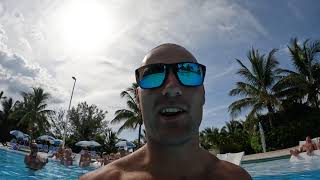Who did we meet at Coco Cay - Oasis Lagoon?!