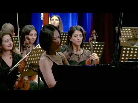 "Travel Notebook" performed by  Yeol Eum Son