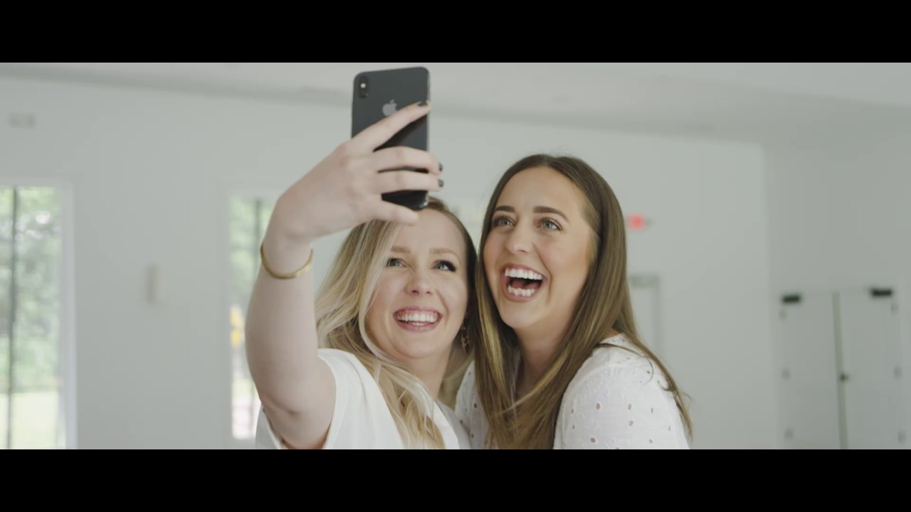 With Grace and Gold® | Award-Winning Brand and Showit Web Design for Creative Small Businesses