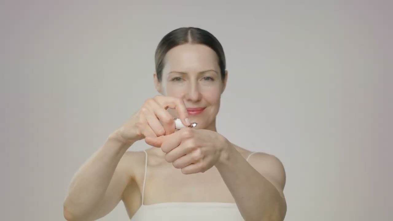 Colorescience Total Eye SPF 35 Korektor pod oczy 3 w 1 (kolor Medium) 7 ml - VIDEO