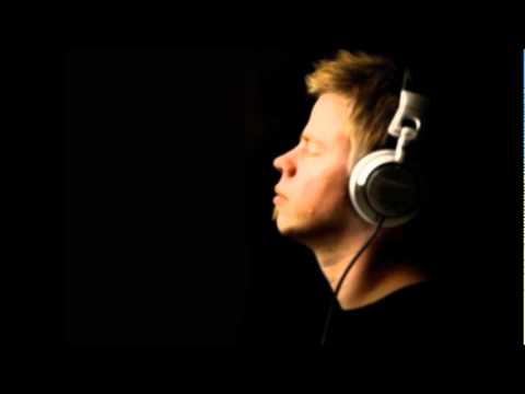Ferry Corsten feat. Ben Hague - Ain't No Stoppin