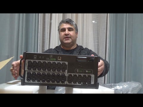 Mackie DL32s digital mixing system, unboxing, first look, review.