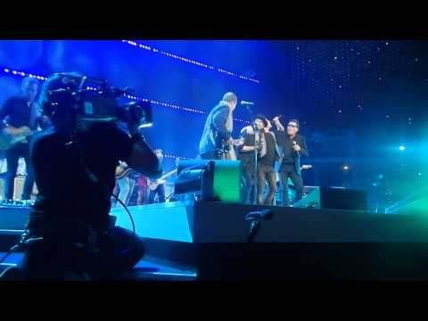 Thé Lau op vrienden van amstel live 2015