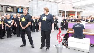 Living on a prayer - merseyside rock choir at Liverpool One