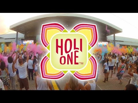 Bartosz Brenes @ Holi One 2014 (Timelapse)