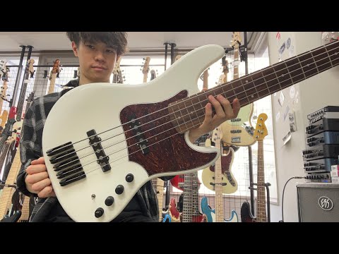 Anaconda Basses / Ultra J5 Essence Arctic White【Test Play】