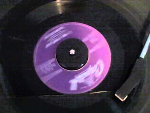 It's Only A Paper Moon - The King Cole Trio