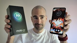 Motorola Moto G8 - Unboxing &amp; Tour