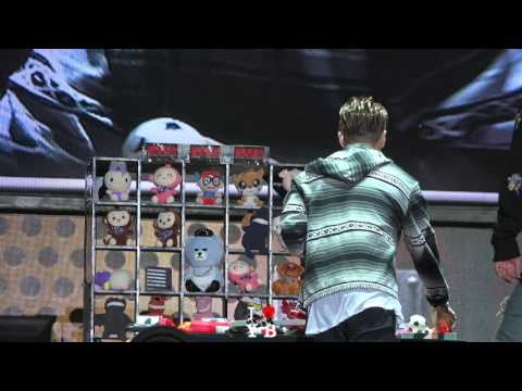 160702 TAEYANG - Shooting game @ Chongqing FM