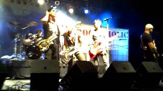 The entire show was dedicated to his memory. R.I.P.