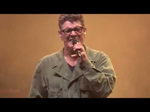 "Vivre ou ne pas vivre" (Les souliers rouges) - MARC LAVOINE @ FRANCOFOLIES DE SPA 2023 (BELGIQUE)