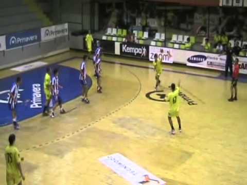 FC Porto 25-37 ABC Braga - Juvenis A - 27/05/2011 - parte1.clip3