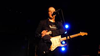 Joe Bonamassa - Joe Talking/Band Intros - 11/1/15 Mr Kyps - Poole, England
