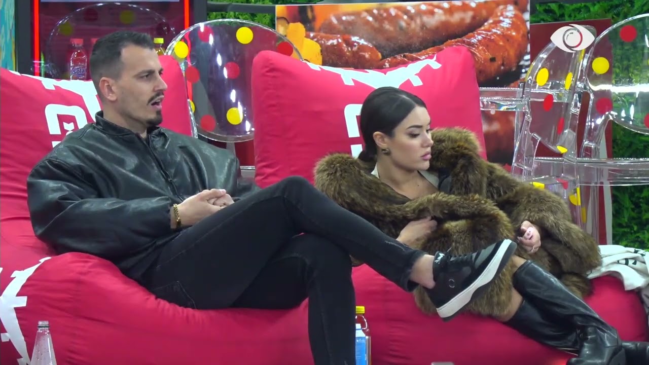 Ke zhvillim të ulët/ Debat mes Shëndritit dhe Juelës