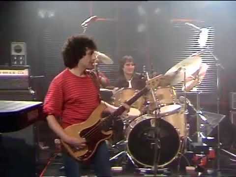 Yes Miscellany: 1983 - Rick Wakeman on Gastank - featuring Steve Hackett (promo)