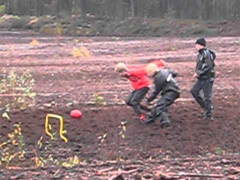 Liedon Pallo P99 suojuoksu ja -peli 22.10.11  treenit