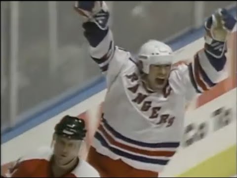 Mark Messier Scores Hat Trick, 500th Goal | TSN | CGY v NYR | November 6th, 1995