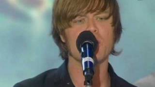 Mando Diao: Dance with somebody (MAD VMA 2009)