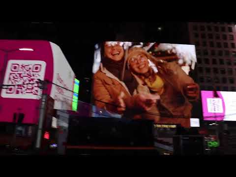 Times Square 12-27-2022