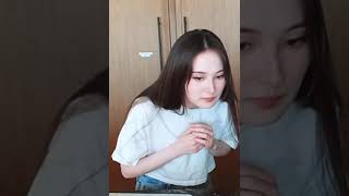 Tinakitten sexy midriff