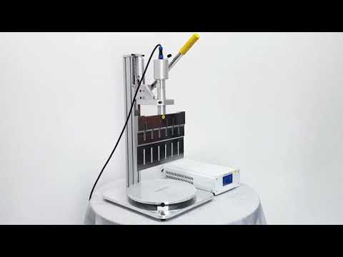 Full wave ultrasound round cake cutter with cutomized cutting blade