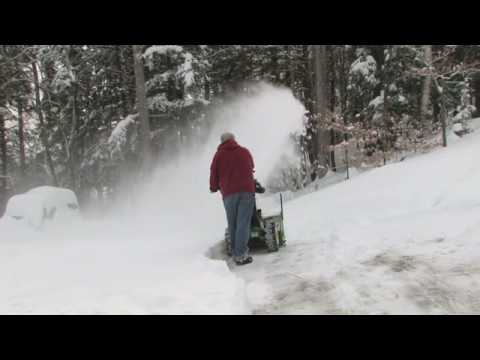 John Deere Snowblower