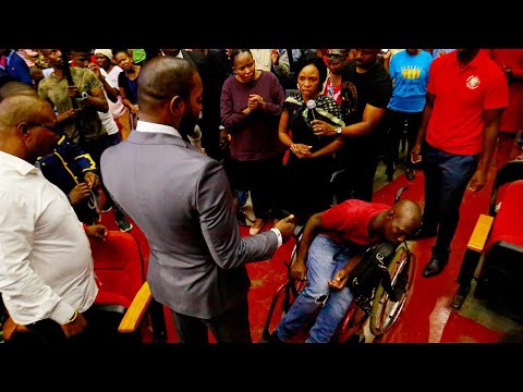 MUST WATCH: a wheelchair🦽 bound  man with a broken spinal cord INSTANTLY HEALED.