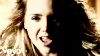 Videoklip: Lucie Vondráčková - Tenkej led s textom piesne Videoklip Lucie Vondráčková - Tenkej led s textom piesne