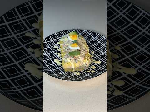 Causa is a classic Peruvuan dish 🇵🇪 recipe on IG @carlswayy #food#recipe