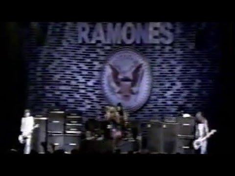 1992  The Ramones   Live at Brixton Academy London, UK) (20 12 1992)