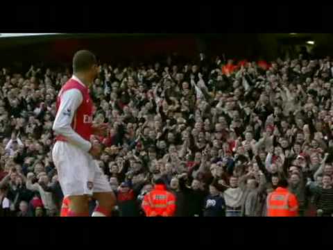 Gilberto Silva dancing