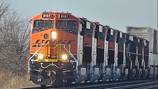 preview picture of video 'BNSF 8157 Ransom,IL 11/29/14'