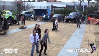 preview picture of video 'iDance Company - Flashmob (Evento 4x4 Portugal - 16 Mar 2013 - Loures)'