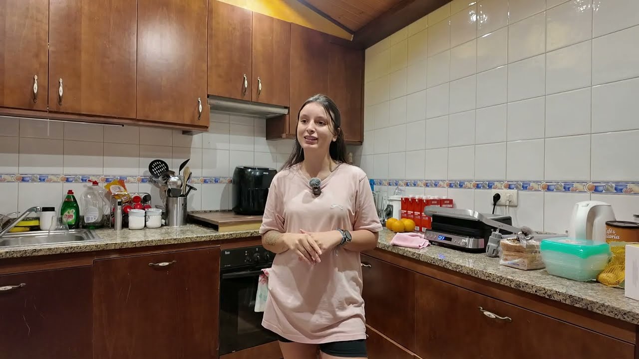 todo o excesso esconde uma falta