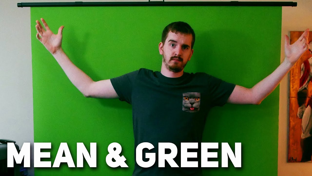 The Elgato collapsible green screen panel set up behind a desk