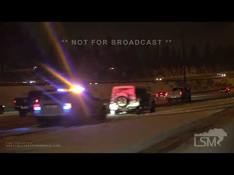 12-26-21 Everett, WA - Winter Storm Travel - Vehicles in Ditch