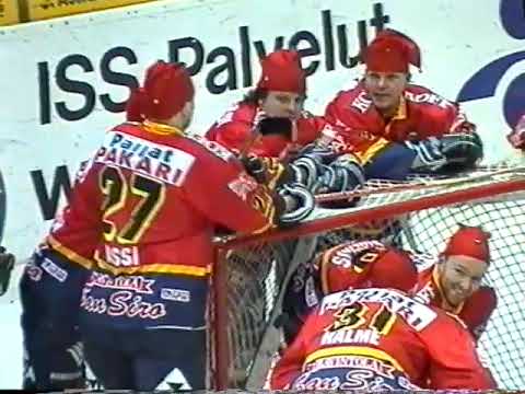 Diskos   JYP 17 12 1998  Taistelu kaupungin herruudesta